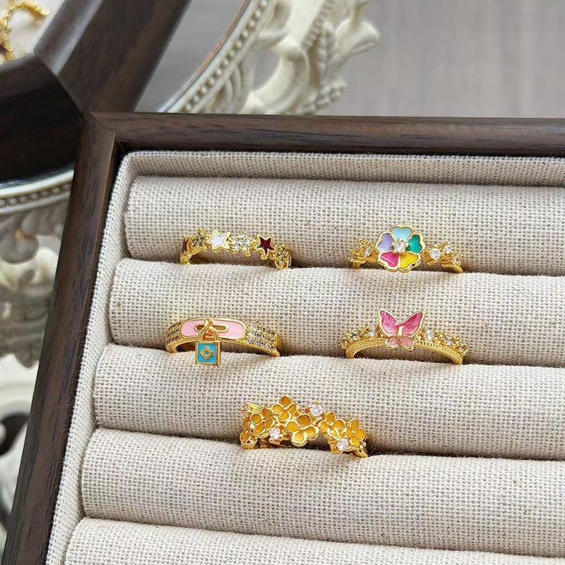 Hundred Flowers Bloom Medieval Vintage Retro Flower Opening Ring Light Luxury Niche High-End Accessories Women