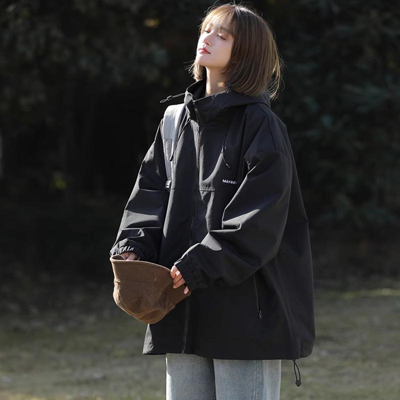 Unisex Water-Repellent Retro Windbreaker Jacket for Couples - Casual, Loose, Spring/Autumn Outdoor Wear