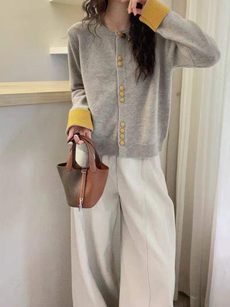 Women's Korean-Style Retro Wool Knit Cardigan - Single-Breasted, Soft, Fluffy Sweater with Patchwork Cuff Design for Autumn/Winter 2026.