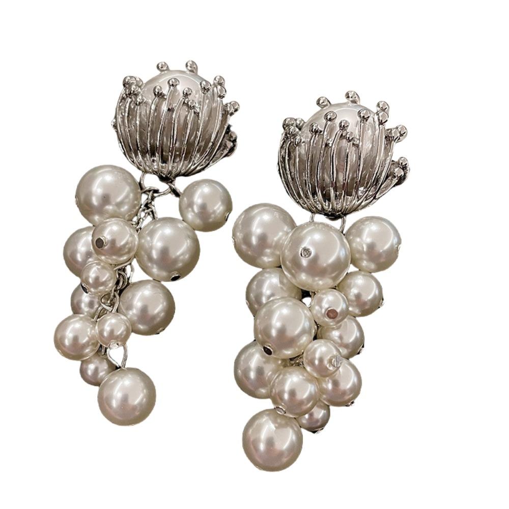 Elegant Grape Shape Earrings Sweet Pearl Beaded Earrings Creative Pear Drop Earrings Women