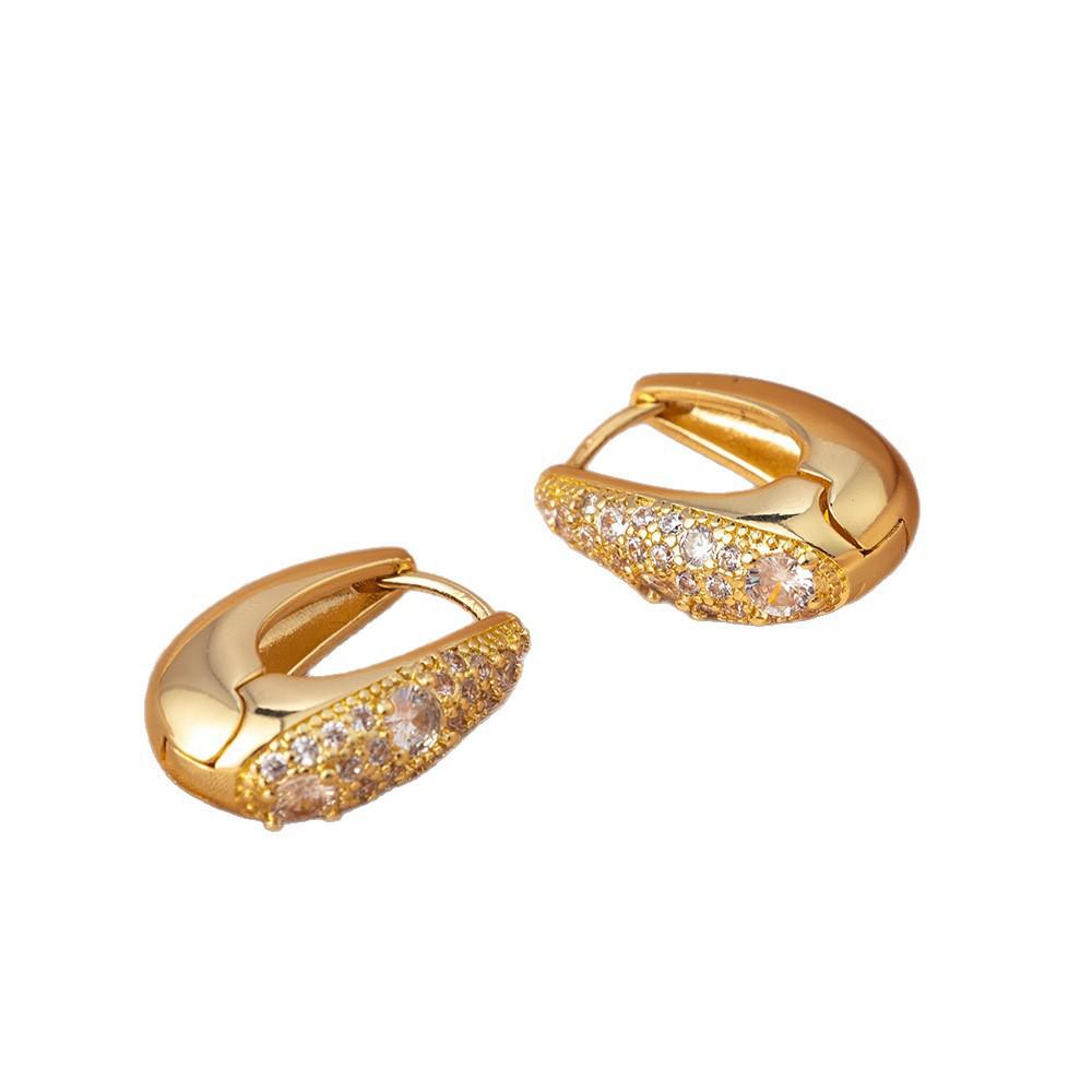 Trendy European & American Geometric U-Shaped Hoop Earrings, Retro & Versatile Design