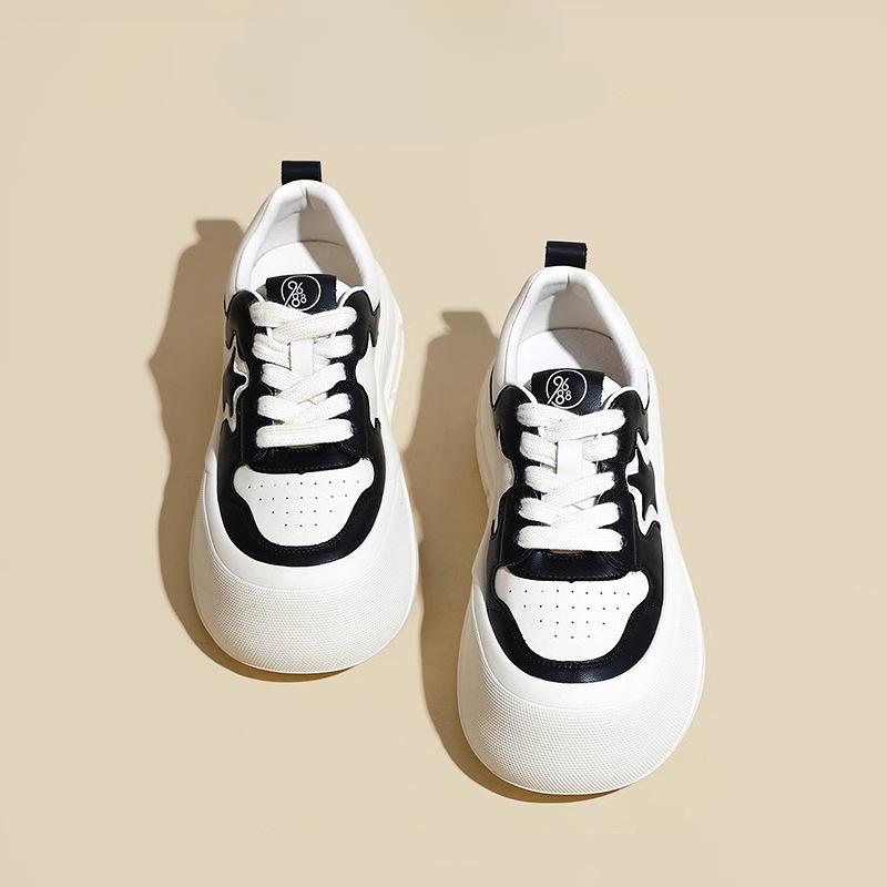 Белые туфли на платформе из натуральной кожи, женская обувь, ранняя весна, новые туфли для увеличения роста, туфли с большой головкой, универсальные повседневные кроссовки