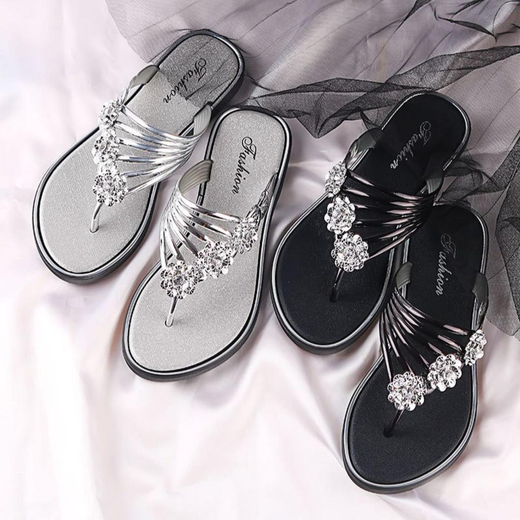 Женские шлепанцы Летние сандалии Плоская подошва Легкая повседневная одежда Сандалии на клипсах Женская обувь