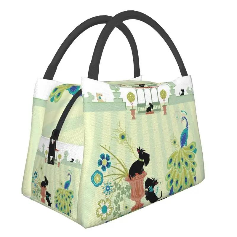 Шотландский терьер наблюдает за бабочкой, изолированные сумки для ланча для женщин, шотландская собака, портативный охладитель, термоконтейнер для еды, ланч-бокс