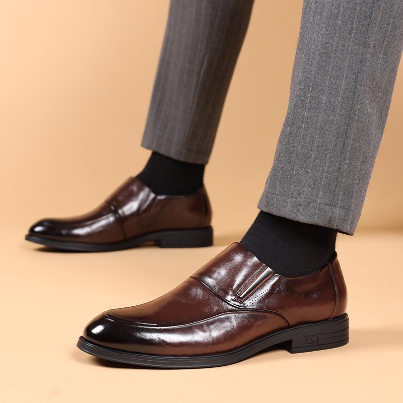 Мода 2025 Осень Новые Туфли для Мужчин Мода Повседневная Кожаная Обувь Мужская Однотонная Дизайнерская Свадебная Обувь Мужская
