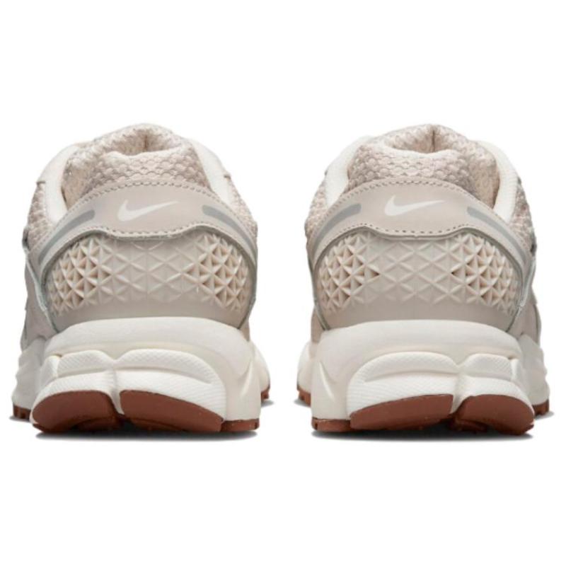 Nike Женские кроссовки Zoom Vomero 5 Light Orewood Brown повседневные FZ3780-101