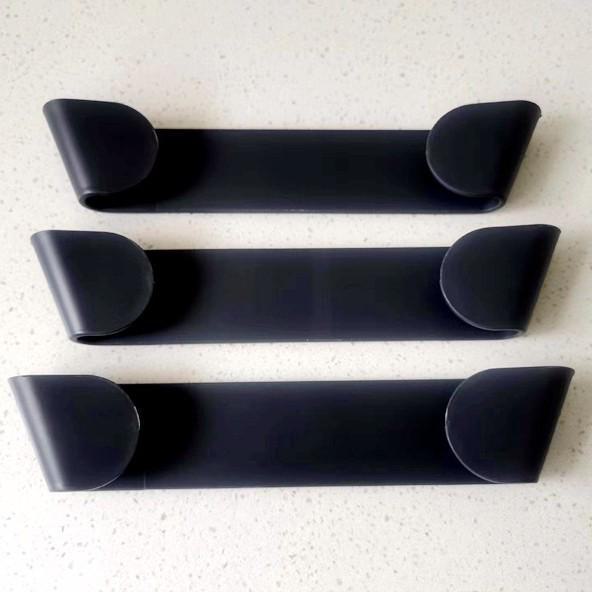 Wall-Mounted Punch-Free Pot Lid Storage Rack with Sticky Hooks