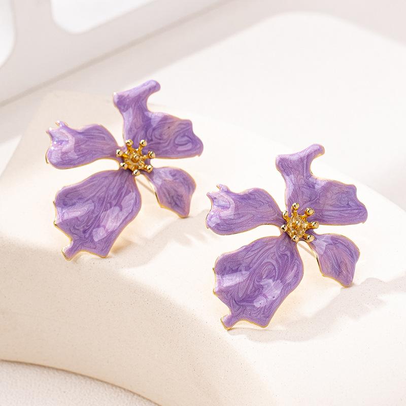 Неправильные розовые крупные женские серьги-цветы