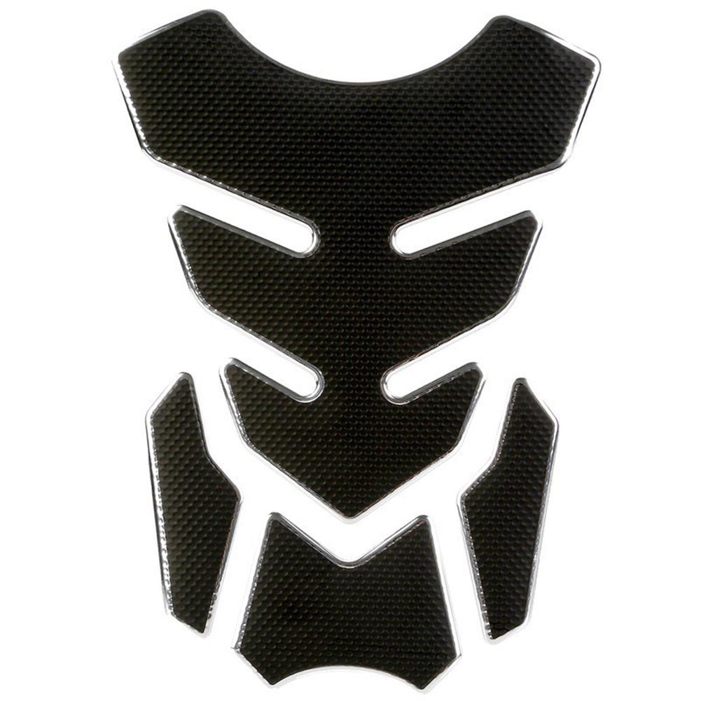 Удобные наклейки на капоте защищают карбоновое волокно