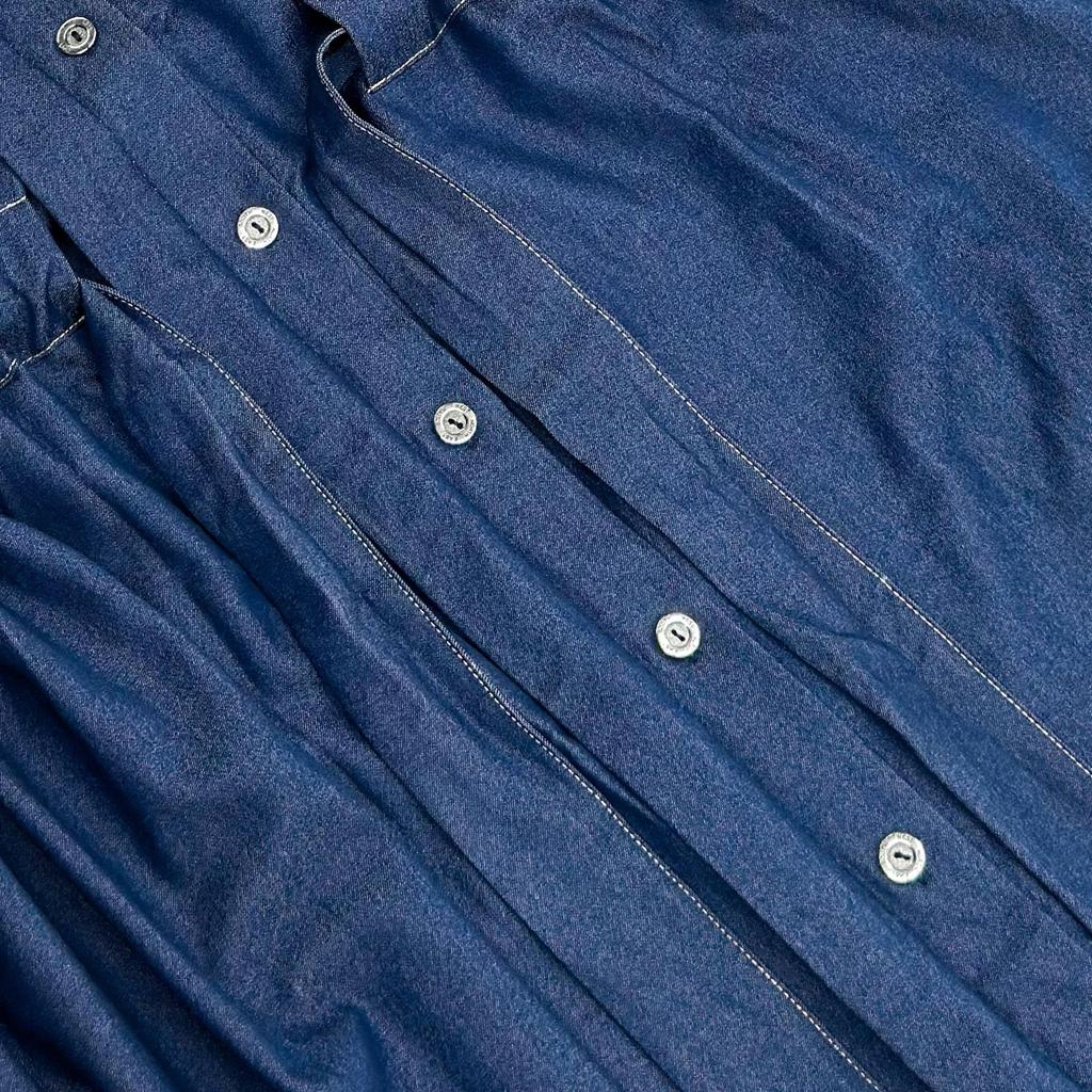 Джинсовое макси-платье с семидюймовыми рукавами, стрейч, с воротником-стойкой и скрытой пуговицей - Женская одежда Осень 2025