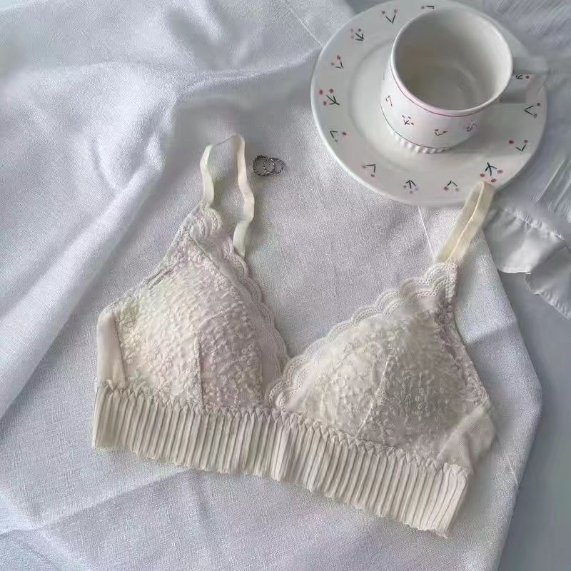 French steel-rimless underwear, women's thin triangle cup, large chest, small lace, small chest, flat chest, double breasts, beautiful back bra.