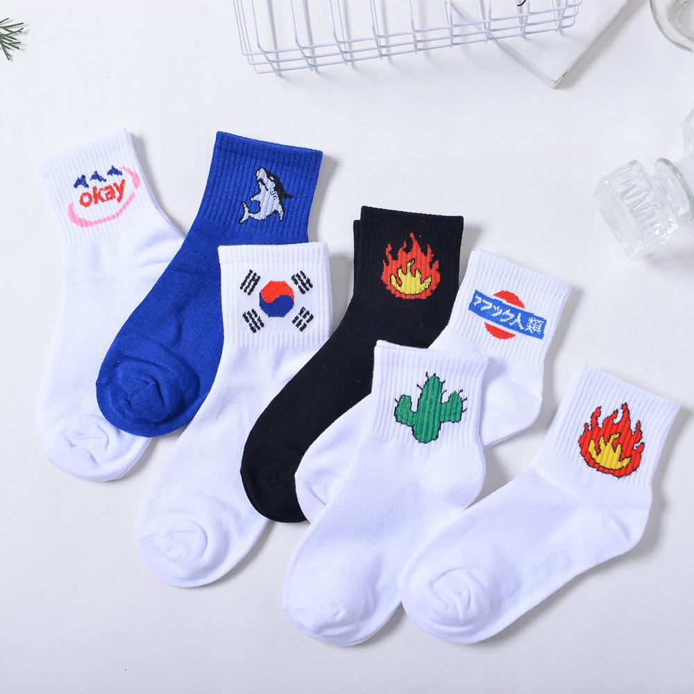 Women Daily Socks Harajuku Korea Japanese Cotton Kitten Flame Socks Men Chinese Cactus Gun Shark Alien Christmas Socks