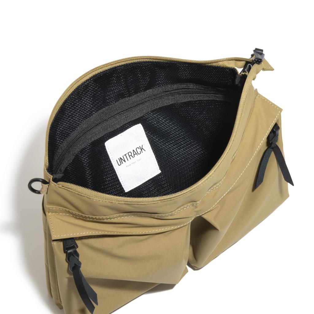 Sacoche Shoulder Black [Antrac] CITY/3LS Bag, No. 60373,