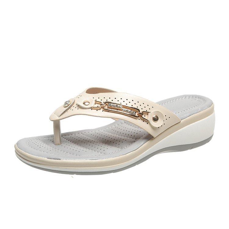 2025 New Foreign Trade Flip-flops Metal Buckle Beach Sandals Women's Summer Slope Heel Fashion Casual Women's Cool Slippers