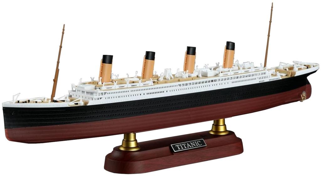 Meng Model Titanic Luxury Cruise Ship Plastic Model MPS008 Molded Color 1/700 Pre-Colored