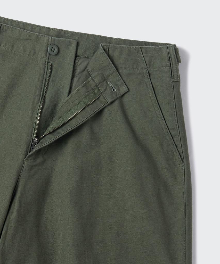 MUSINSA STANDARD Back Satin Parachute Pants [Khaki]