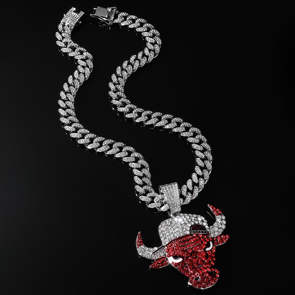 Full Diamond Red Bullhead Cuban Chain, Pendant Accessories Domineering Personality Punk Men's Necklace Decorative Pendant