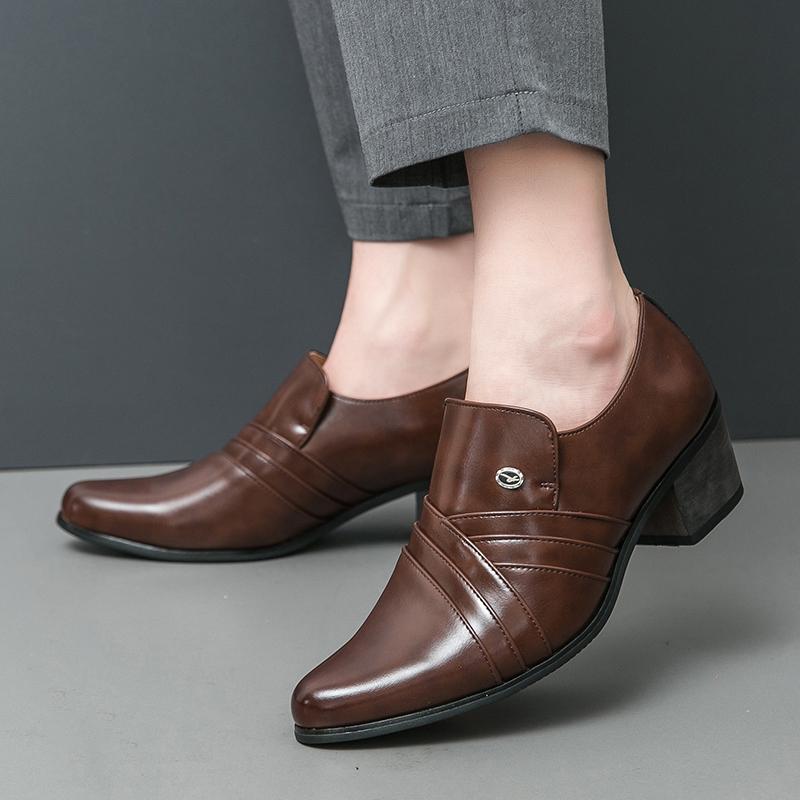 Туфли на высоком каблуке для мужчин из искусственной кожи с острым носком для свадебного банкета, формальная модная обувь для парикмахеров