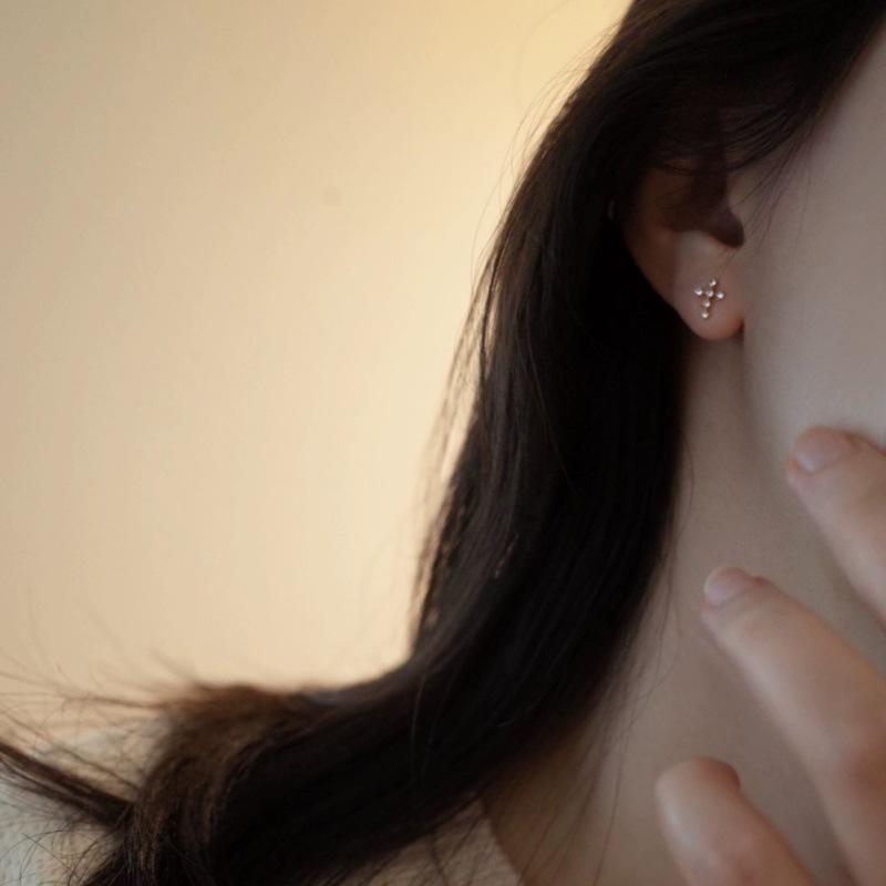 S925 Sterling Silver Mini Simple and Light Luxury Cross Diamond Earrings Japanese Minority Style Earrings