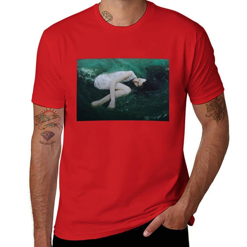 And the ocean loved her back T-Shirt summer top sweat Short sleeve tee plus size clothes mens graphic t-shirts pack