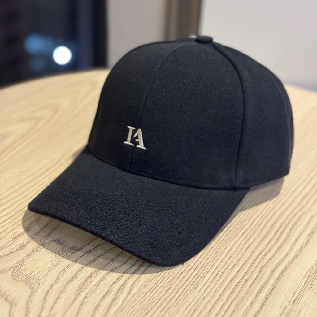 New Autumn and Winter Fashionable Hard Top Large Head Circumference Warm Baseball Cap for Men and Women Versatile Face Showing Small Peaked Cap