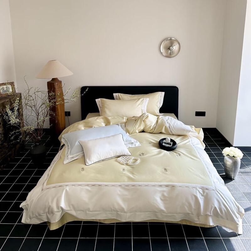 Комплект постельного белья из 100% хлопка COMOLIVING, 4 предмета