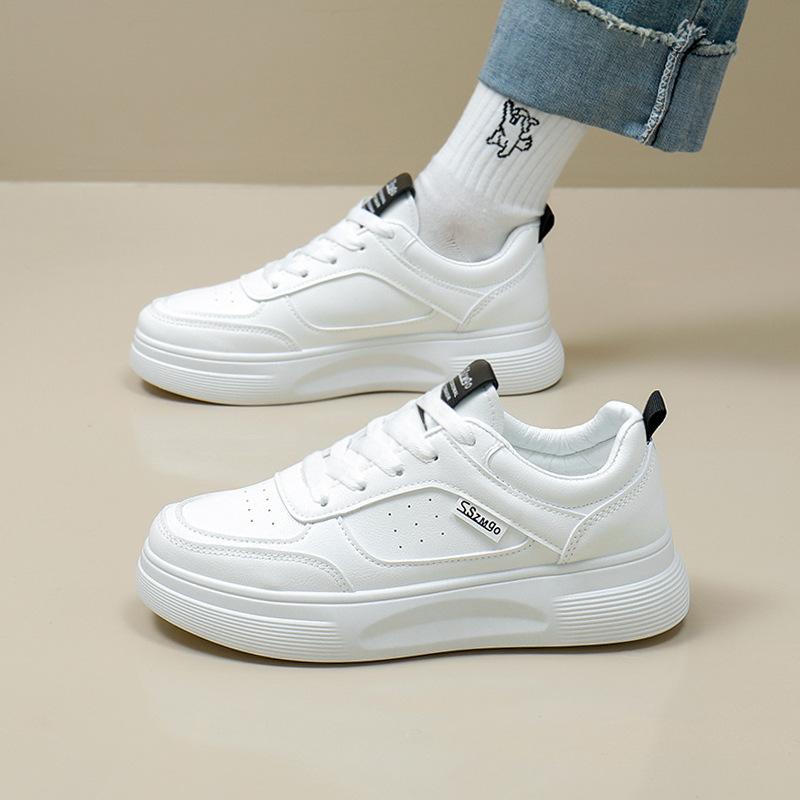 Повседневные дышащие кроссовки для женщин, уличные противоскользящие кроссовки из искусственной кожи, плоские кроссовки на шнуровке, прогулочная обувь, женская спортивная обувь для скейтбординга