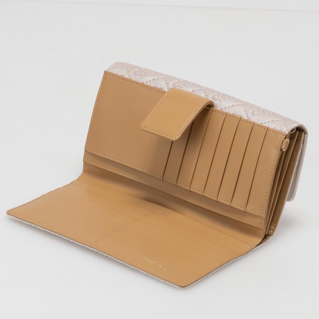 И брошь-логотип из синтетической кожи с тиснением PDLWFDT1 Pearl White [Pinky Diane] [& Union]