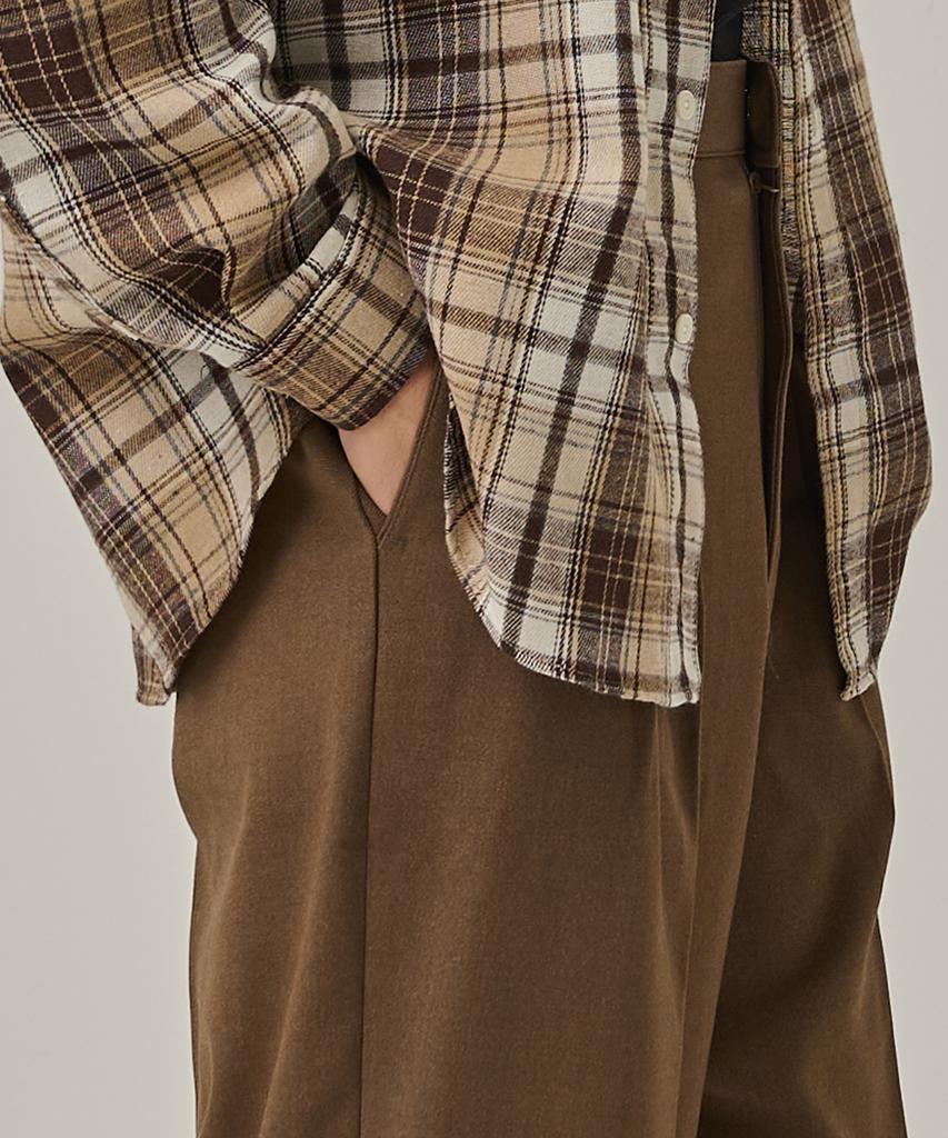 ANALOG MOOD Double-Pleat Wide Winter Slacks (Brown)