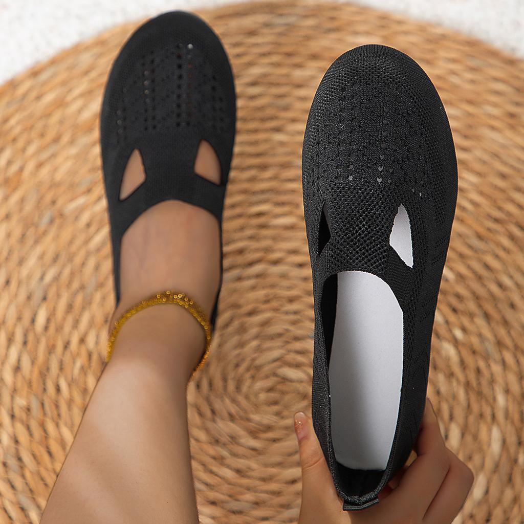 Fly-knit Shoes with A Wide Round Toe Casual Women's Shoes