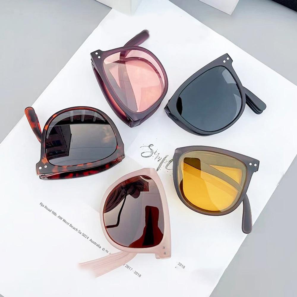 The Same Folding Sunglasses Women'S Sunscreen Round Glasses Uv Protection Sunglasses Men'S Portable Driving Trend