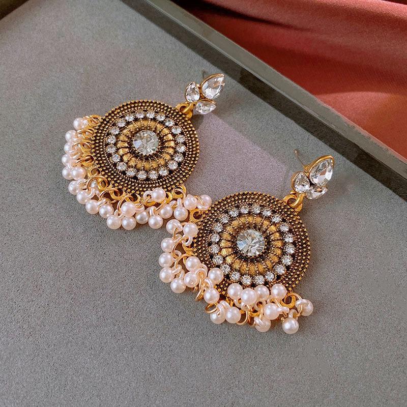 Высококачественные серьги из циркония и металла с кисточками, инкрустированными бриллиантами, идеально подходят для любого случая