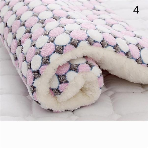 Зимняя теплая подстилка для животных. 49×32 см