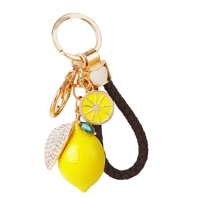 Яркий брелок-лимон с 4 вариантами веревки Прочный металлический материал Компактный 10,5 см Для ежедневного использования