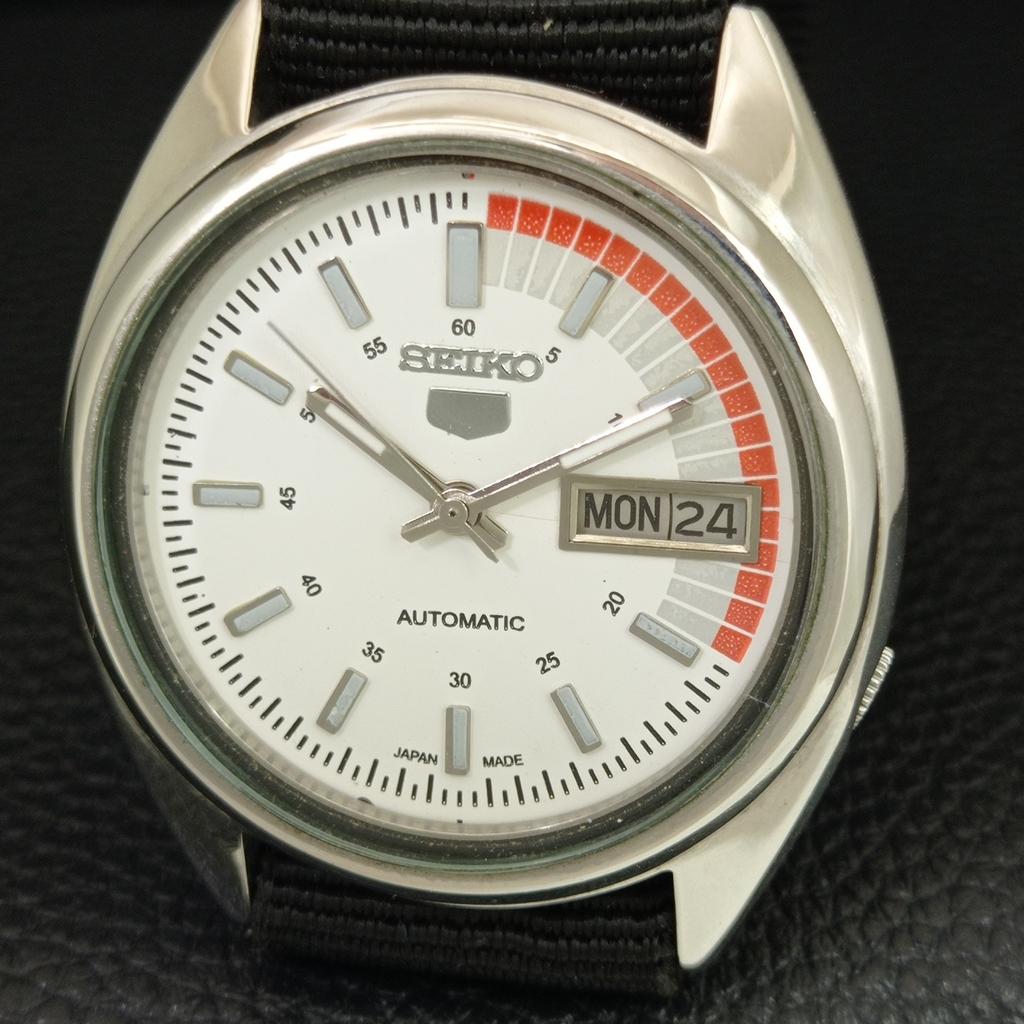 ВИНТАЖНЫЕ АВТОМАТИЧЕСКИЕ ЧАСЫ SEIKO 5 7009A ЯПОНИЯ МУЖСКИЕ БЕЛЫЙ ЦВЕТ ЦИФЕРБЛАТ a708713-1