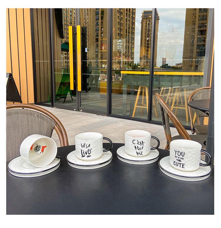 Декоративная керамическая кружка с блюдцем в виде кошки - милая кофейная чашка в виде животного для дома