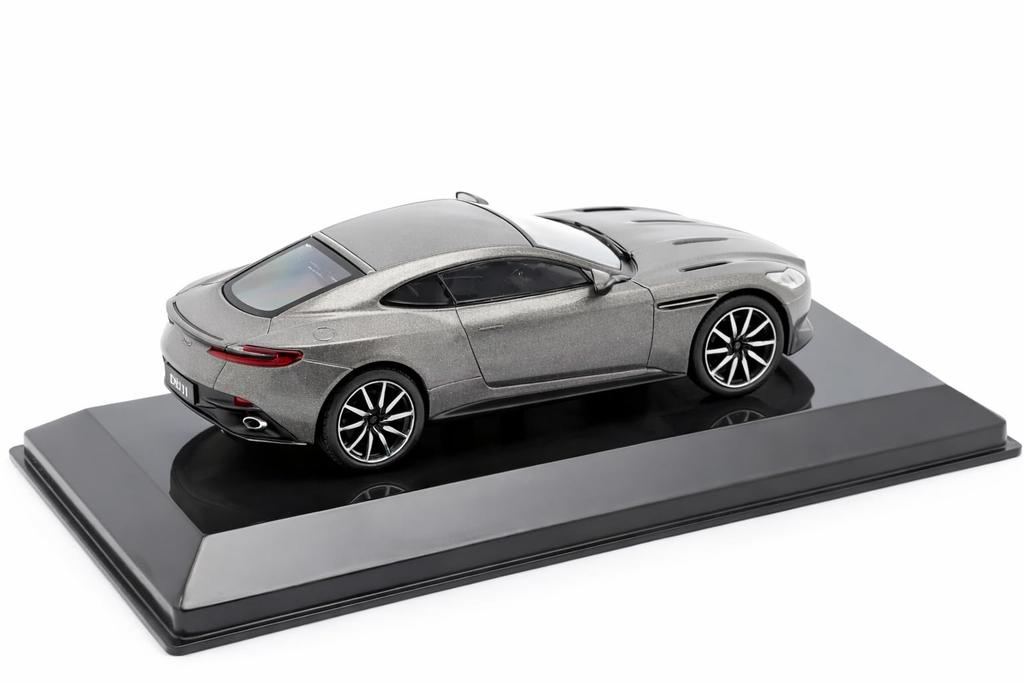 ALTAYA Aston Martin Модель на литье под давлением ASTON MARTIN DB11 2016 с витриной 1/43 (Серый) [Использовал]