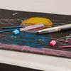 Карандаш Pentel Arts Sharps 8 цветов с акцентным клипом 1 шт. (Пакет из 1)