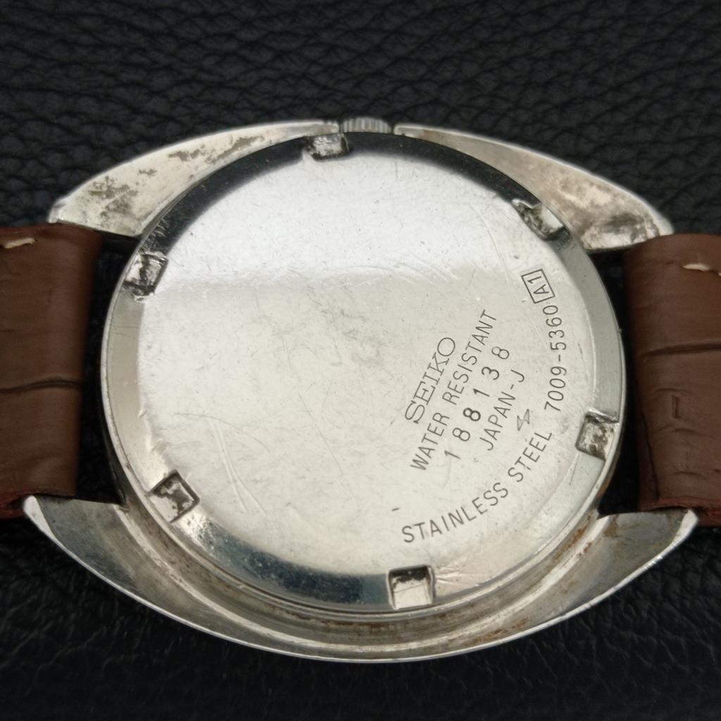 ВИНТАЖНЫЕ АВТОМАТИЧЕСКИЕ ЧАСЫ SEIKO 5 7005A ЯПОНИЯ МУЖСКИЕ С КРАСНЫМ ЦИФЕРБЛАТОМ a709365-1