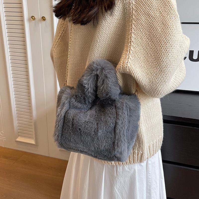 Fashion Popular Portable Fluffy Small Bag Women's 2025 New Autumn and Winter Plush Shoulder Bag Foreign Style Chain Messenger Bag