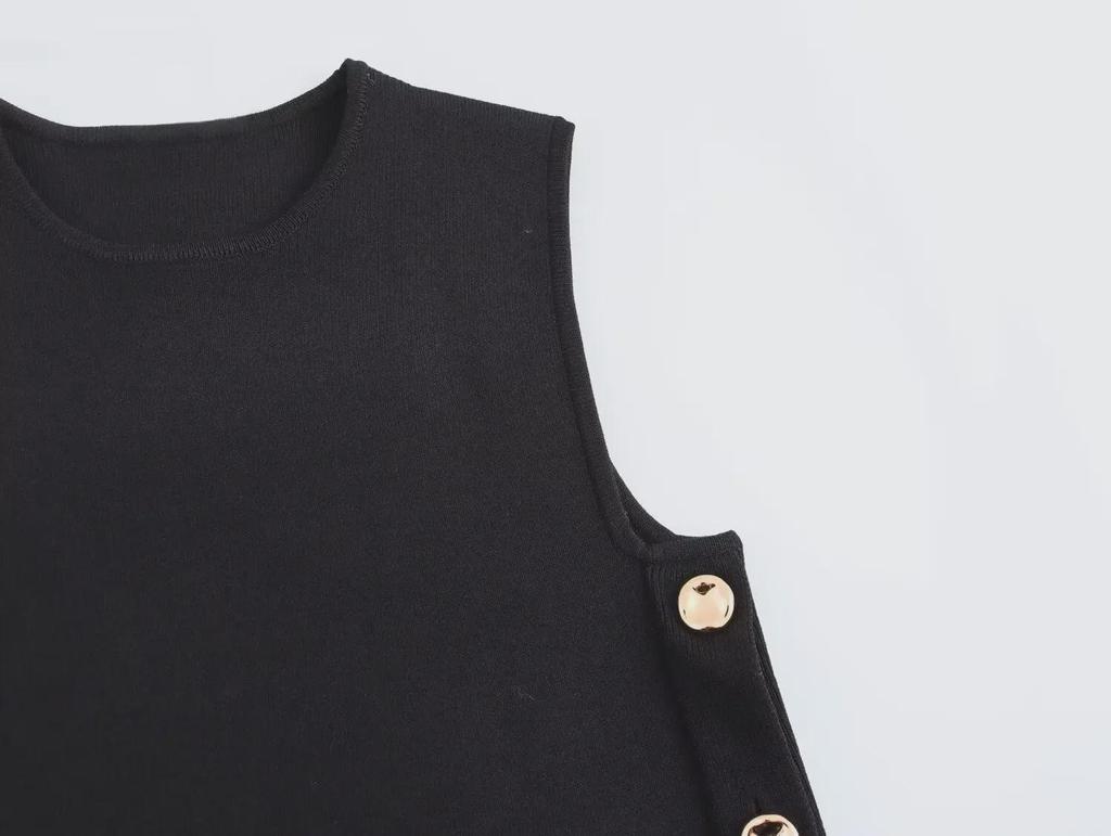 Женский трикотажный комплект из жилета без рукавов и прямых брюк