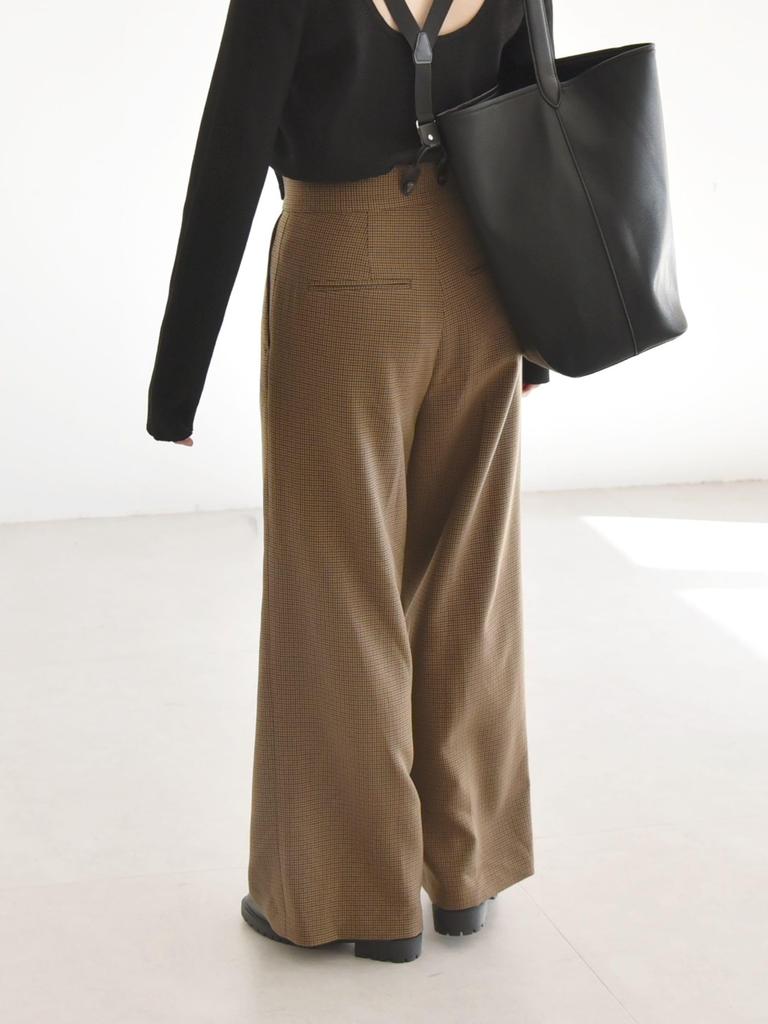 Caranciel Women's Wide-Leg Pants, Machine Washable, Check Pattern with Suspenders, Brown, Size 40 (Product Code: 613150011)