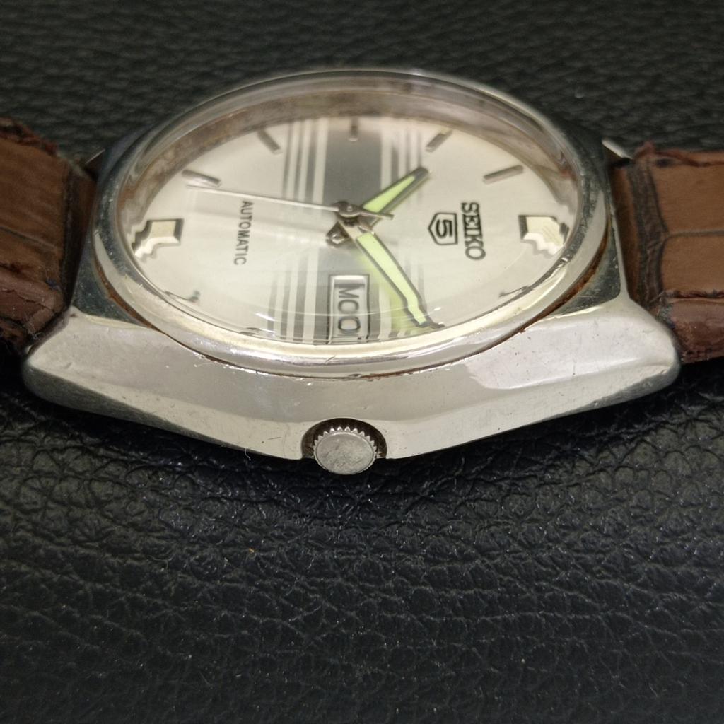 AUTOMATIC VINTAGE SEIKO 5 JAPAN 6309A MENS SILVER COLOR DIAL WATCH A701208-5 R206a-a701208