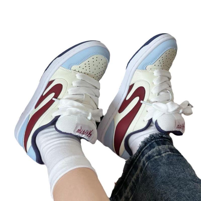 Fashion Original Blue Red Spliced Letter Sole Skateboard Shoes Women Chic Thick Soled Sports Bread Shoes Versatile Retro Casual Shoes