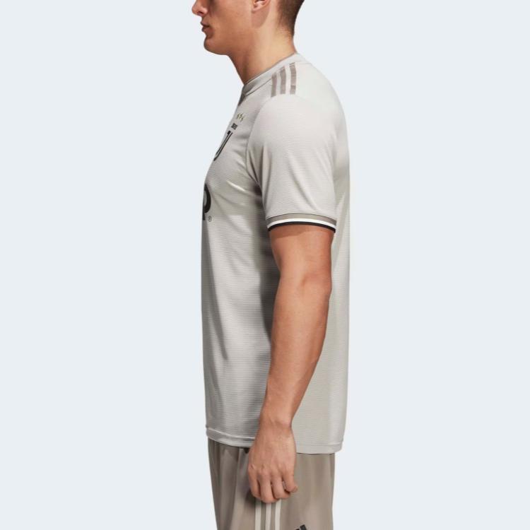 Adidas X Juventus X Jeep Collaboration 2018-19 сезон выездная версия для фанатов полосатая V-образная горловина удобная футбольная рубашка мужские топы Sesame CF3488