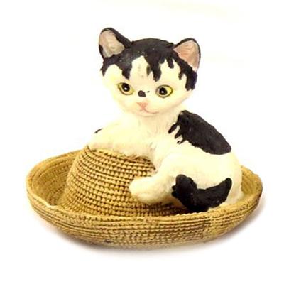 [A0365] - Статуэтка из смолы «Кошки» черно-коричневый (вводная) - 6. 5x8x5см