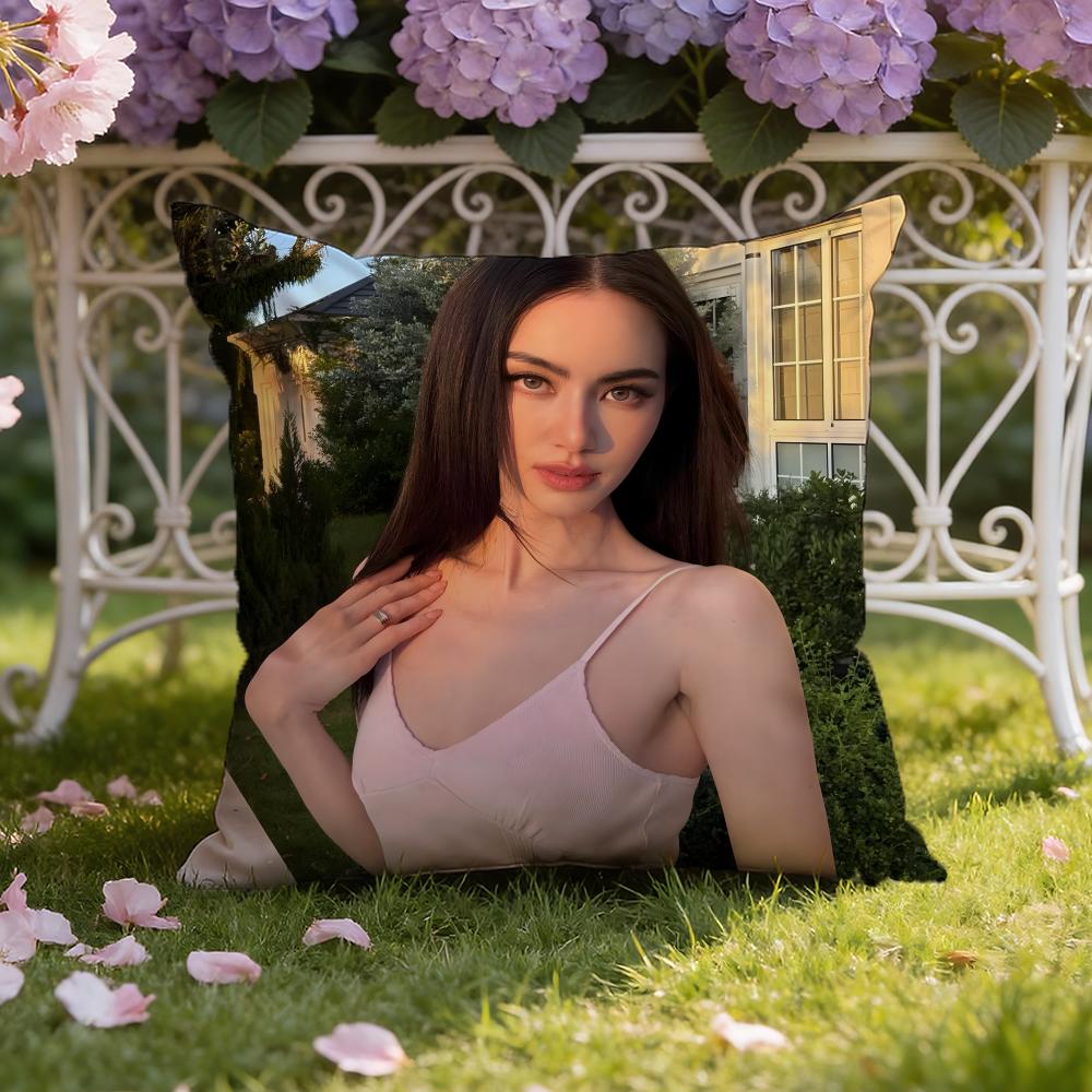 Тайская актриса D-Давика Хорне Наволочка-подушка для дома и автомобиля Двухсторонний чехол для подушки: Двусторонняя конструкция для максимального комфорта