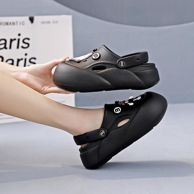 Дышащие сандалии женские летние 2024 новые дырочные туфли женские на толстой подошве верхняя одежда нескользящие тапочки с защитой от наступания на голову 07