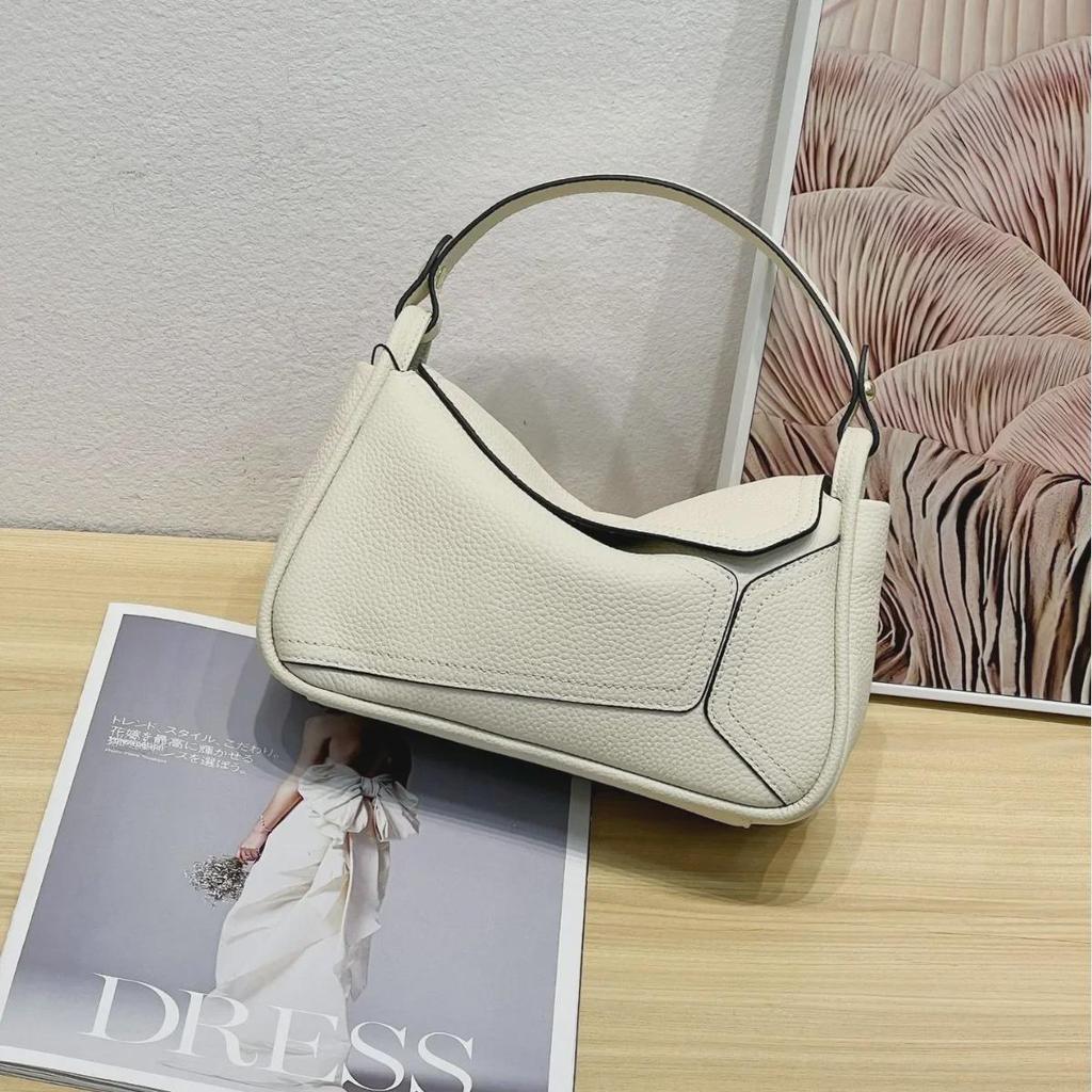 2024 Осень Женская Модная Универсальная Сумка из Коровьей Кожи на Одно Плечо