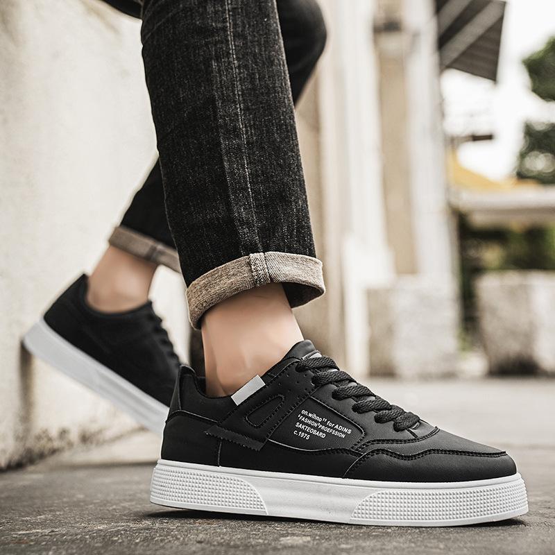 Нишевая мужская обувь весна легкая нескользящая с мягкой подошвой спортивные кеды повседневные дышащие трендовые универсальные простые модные кеды